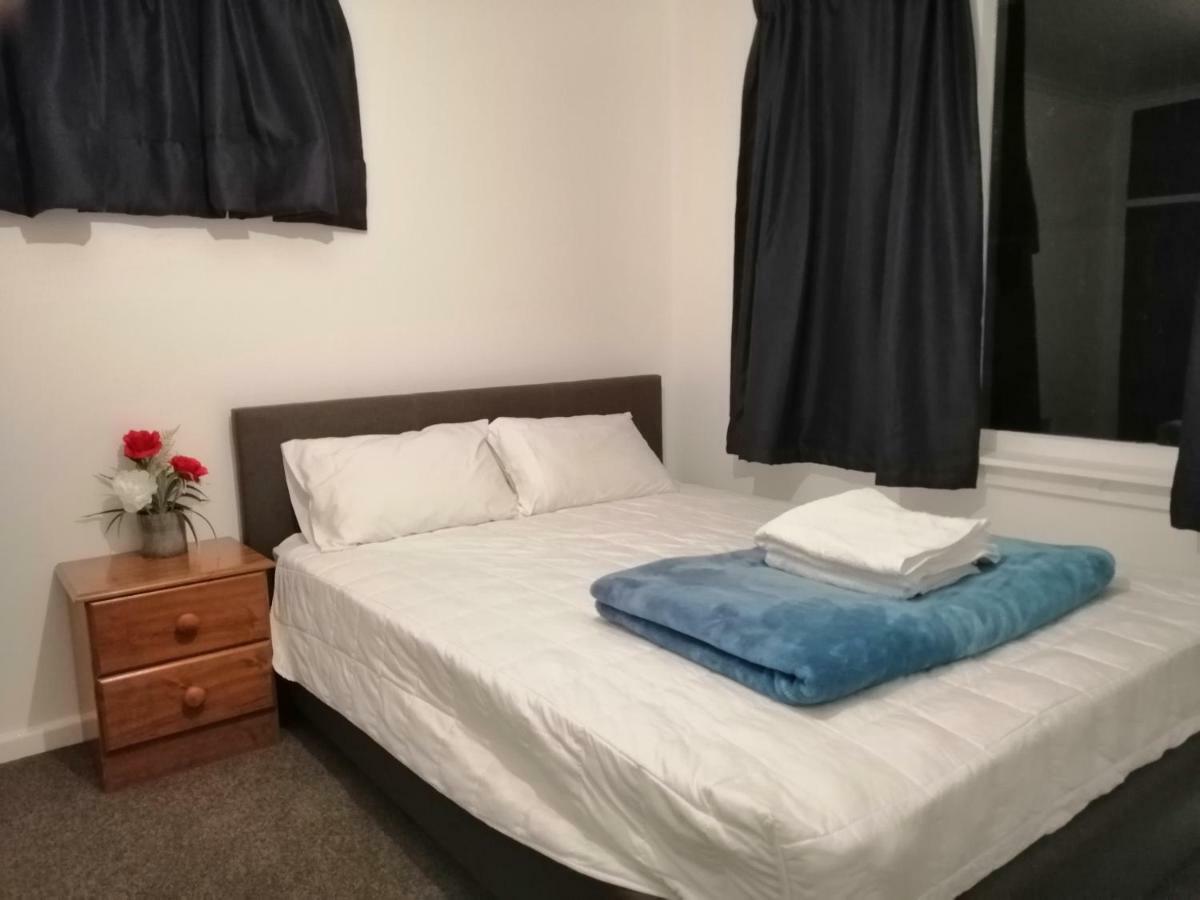 Homestay Double Room, Near The City Center Крайстчёрч Экстерьер фото